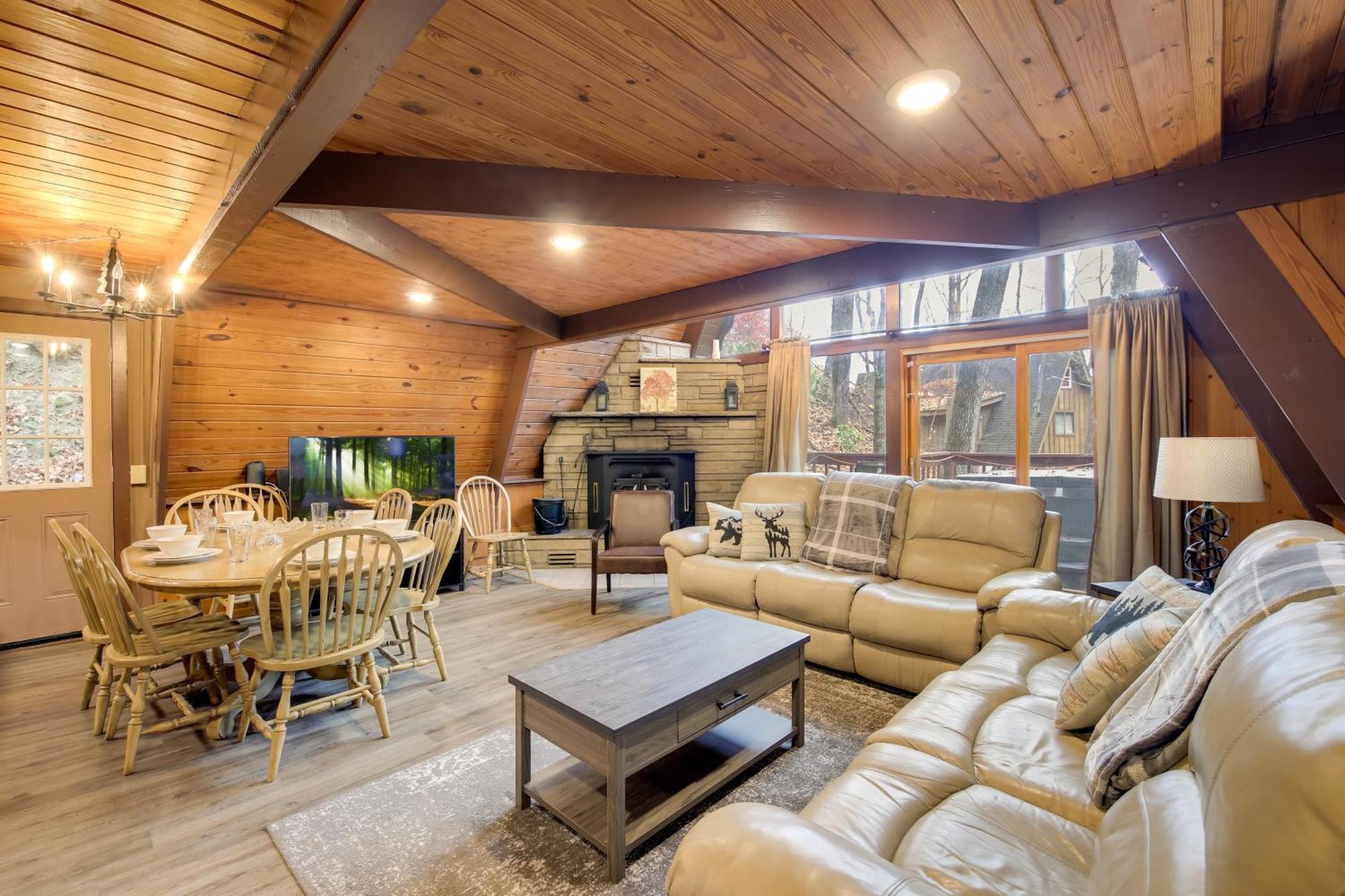 Gatlinburg A-Frame Home With Hot Tub Near Parkway Ngoại thất bức ảnh