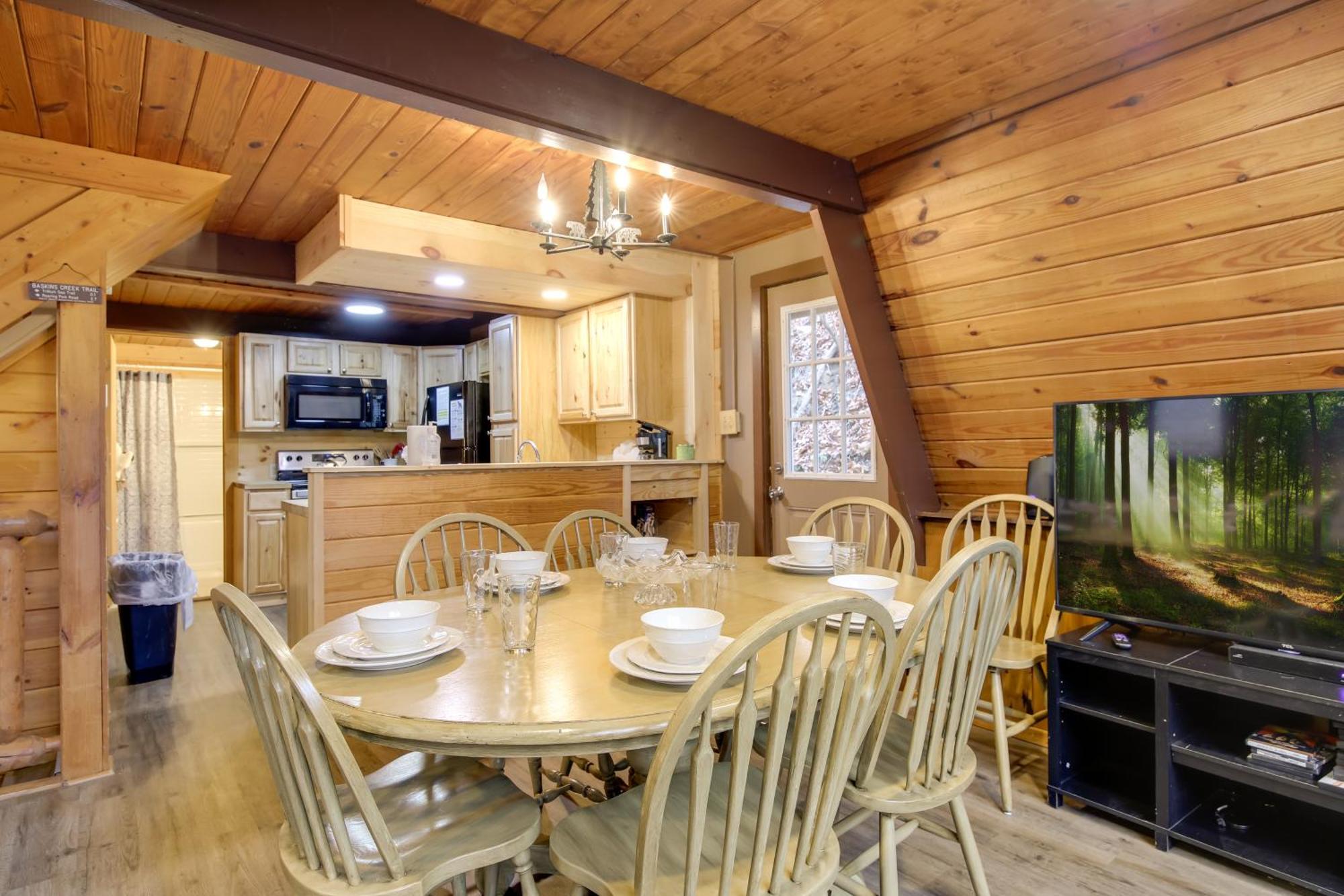 Gatlinburg A-Frame Home With Hot Tub Near Parkway Ngoại thất bức ảnh
